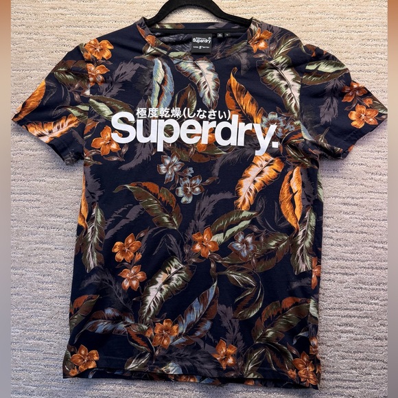 Superdry Other - Great Condition Superdry Super 5s Short Sleeve T-Shirt